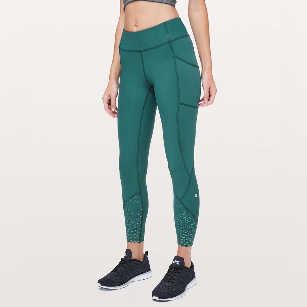Lululemon Tight Stuff Tight II size 8 Submarine green with pockets
